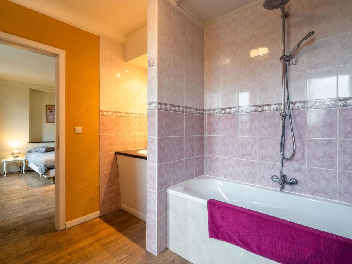 Modern Holiday Home In Sourbrodt With Private Pool Waimes Ngoại thất bức ảnh